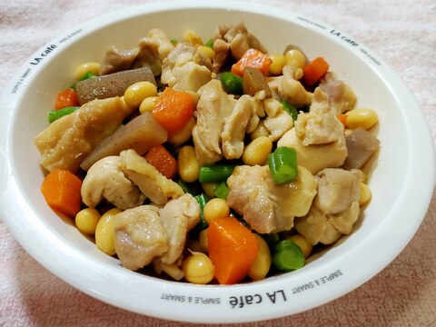 鶏肉と大豆の炒め煮